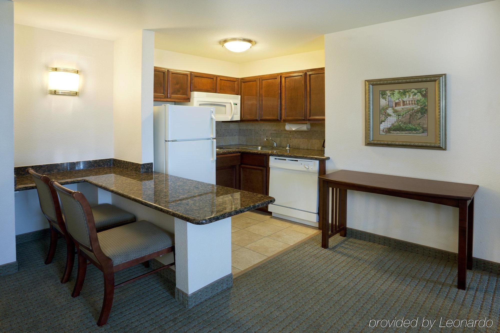 Staybridge Suites San Antonio Nw Near Six Flags Fiesta, An Ihg Hotel 客房 照片